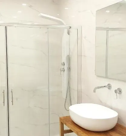 Elegant Basement *